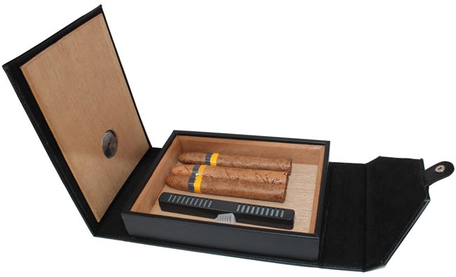 黑色旅行雪茄盒